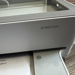 HP Envy 6055 Color /Black & White Printer / Scanner (wireless Bluetooth )