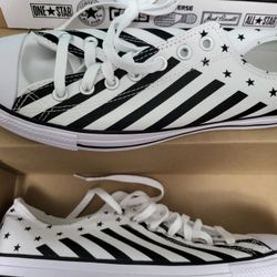 All Star Converse Men Size 10