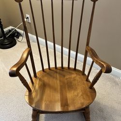 Adult Rocking Chair 