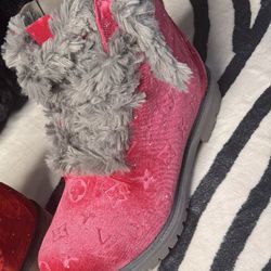 CUSTOM TIMBS🔥🔥SIZE 9 WOMEN