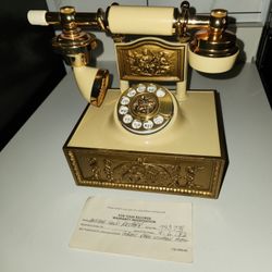 Mother's Day gift..MAKE A DEAL..Bell South  Antique Dial Phone