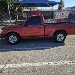 Toyota Tacoma 