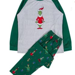 “The Grinch” Holiday Pajamas/Sleepwear (New)