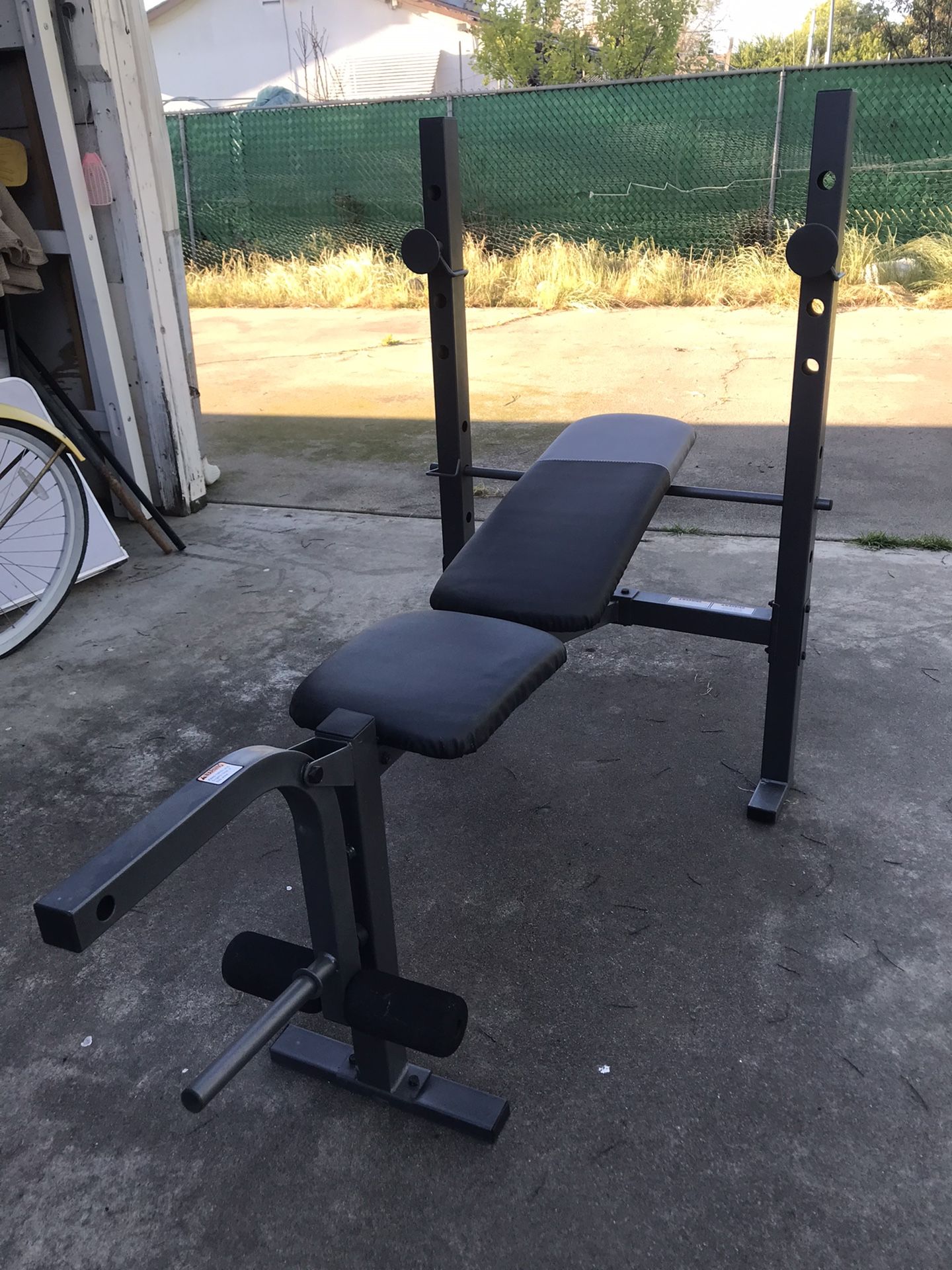 Weight Bench