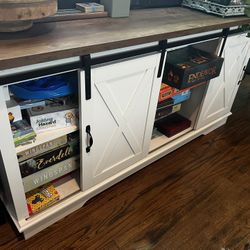 Entertainment Credenza & Record Table