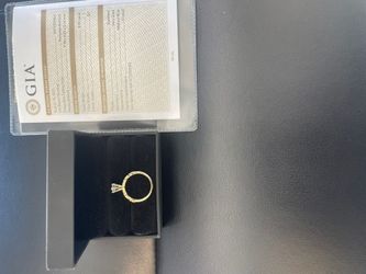 SI1 Diamond RING. NEW