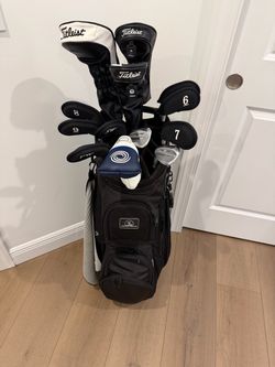 Titleist Complete Left Handed Set