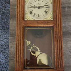 D&A Chiming Wall Clock