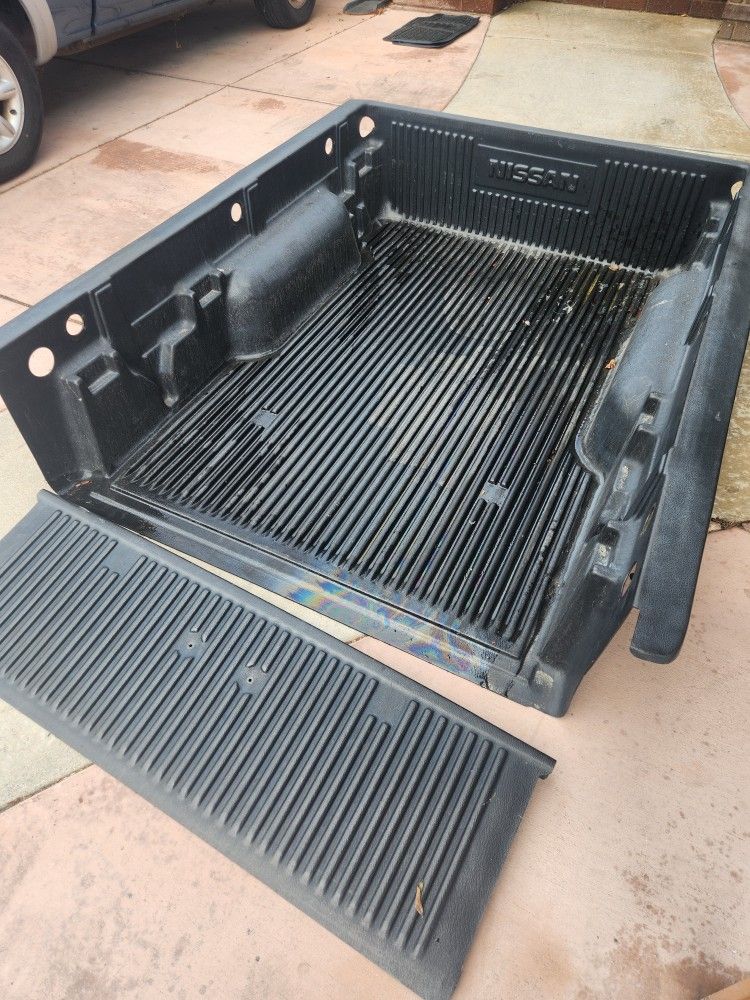 Nissan Frontier Bed Liner