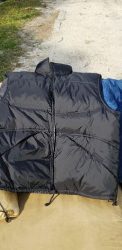 Vest brand new xl
