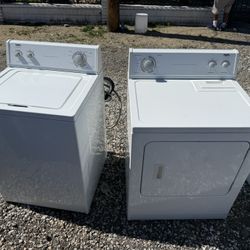 Washer And Dryer Gas Like New
