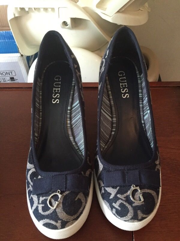 Guess wedges size 6 - denim