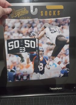 Legends Football Sz L  Unisex Socks BNIP 