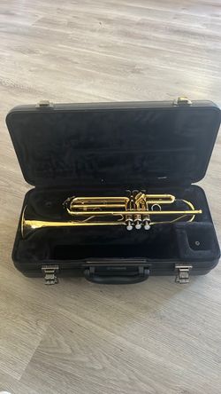 Yamaha Trumpet with Hard Case
