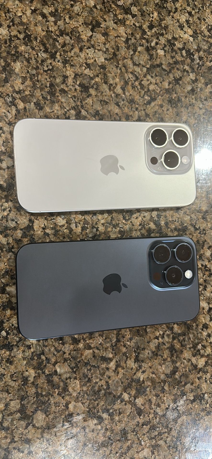Apple iphone 15 pro factory unlocked like new lower ios 