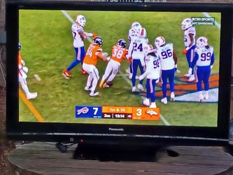 50"PANASONIC 1080P HDTV WITH ROKU REMOTE CONTROL $175 FINAL PRICE READ DESCRIPTION AND SEE ALL PICTURES