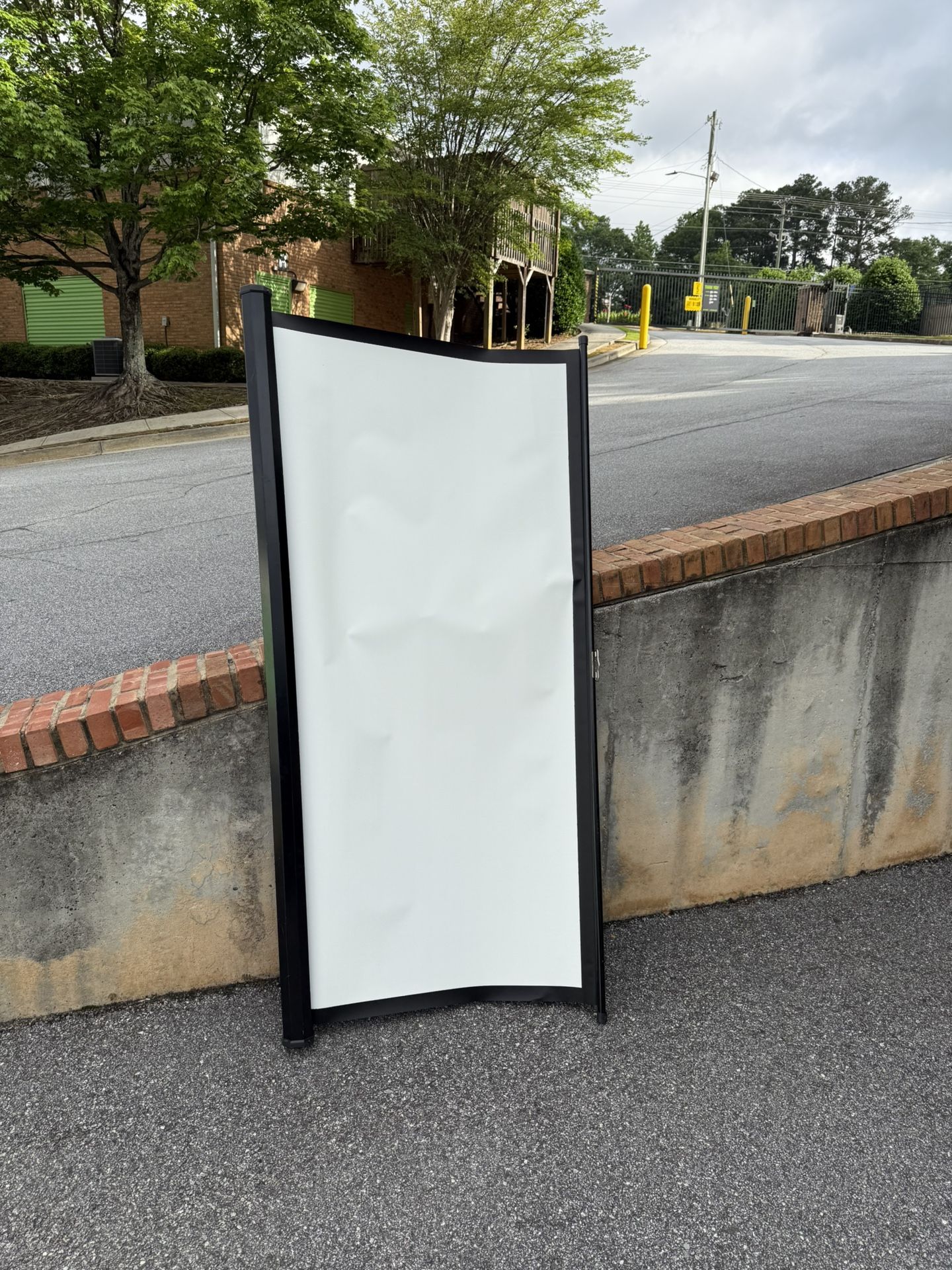 Projector Screen 📽️