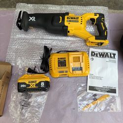 Brand new Dewalt 20v max XR Reciprocating saw kit