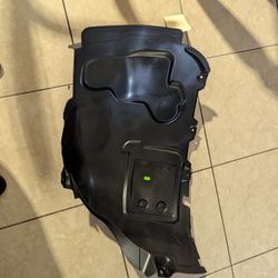 2016-2022 Mercedes-Benz GLC300 Wheel Arch Cover 253-690-75-01