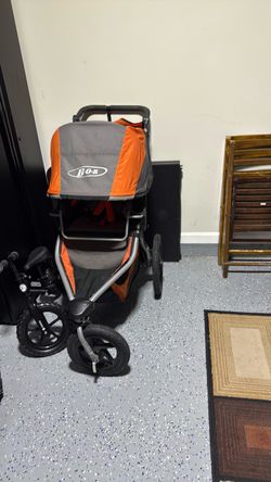 Bob Jogger stroller with car seat holder