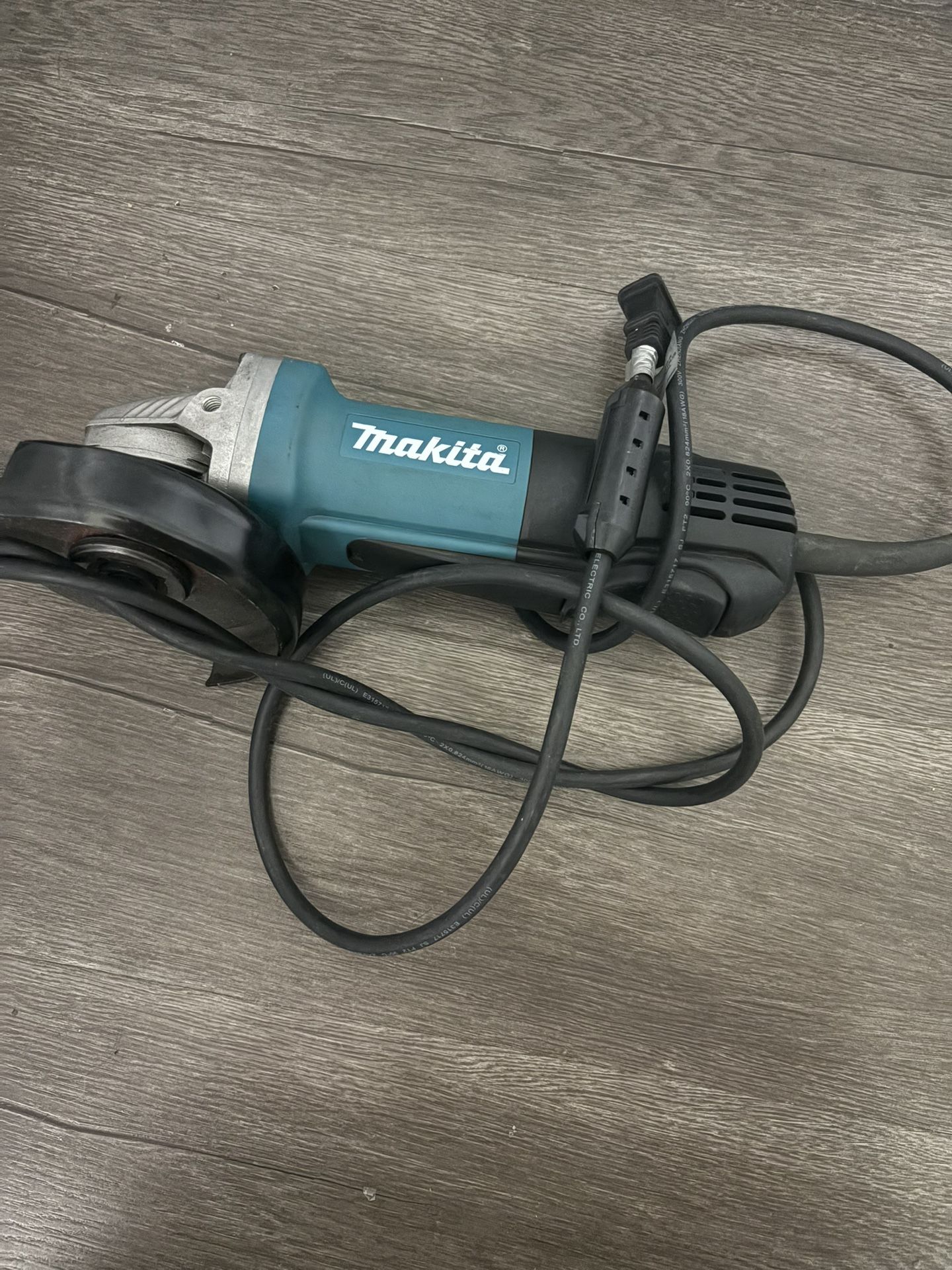 Makita Grinder Plug In