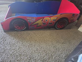 Toddler bed
