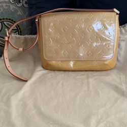 Authentic Louis Vuitton 