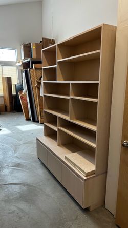 Large shelf/cabinet Lynnwood