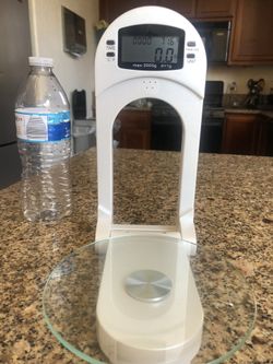 Electronic digital Grams/Ounces scale