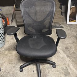 Desk chair