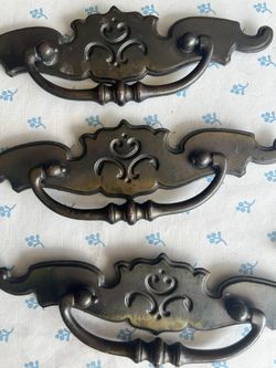 4 Vintage Drawer Pulls 