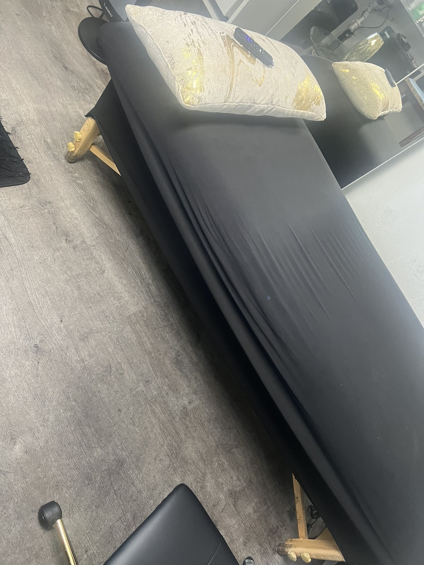 Massage Table Furniture