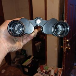 Binoculars 