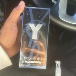 Ysl EAU DE PARFUM