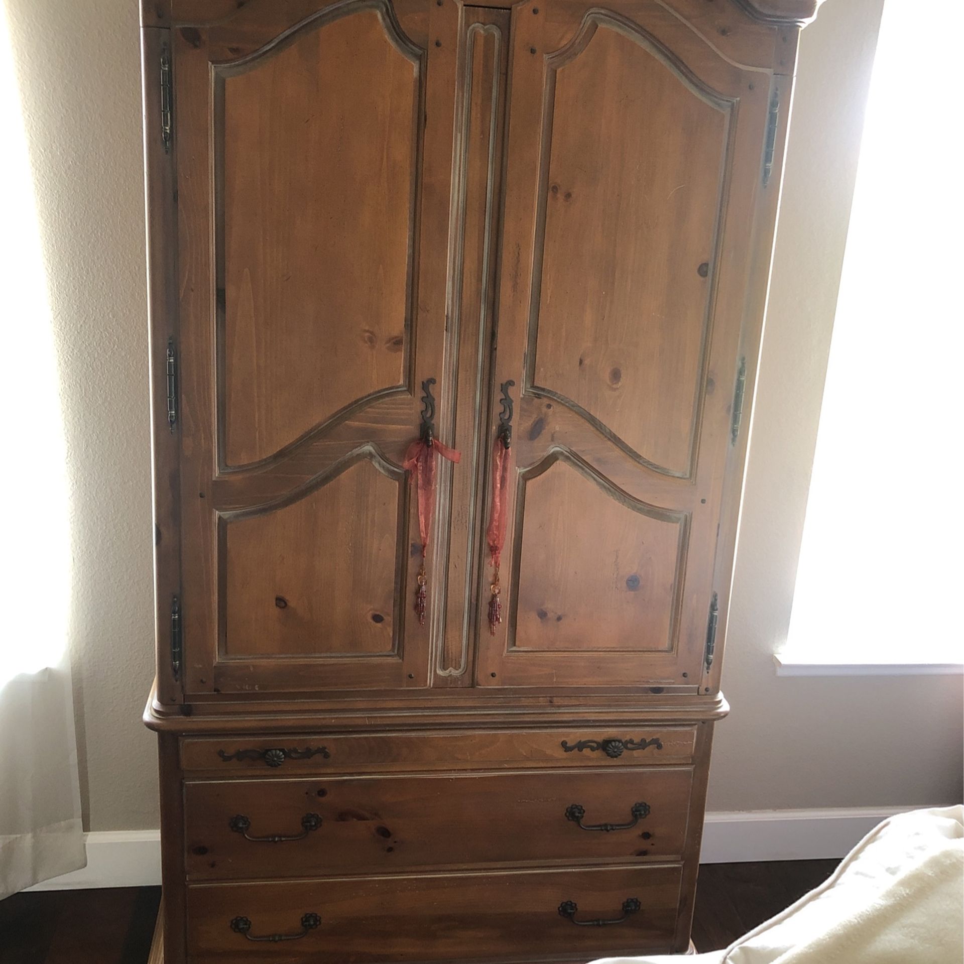 Armoire