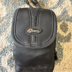 Lowepro Digital Camera Bag Rezo 50 Zippered Mesh Compartments