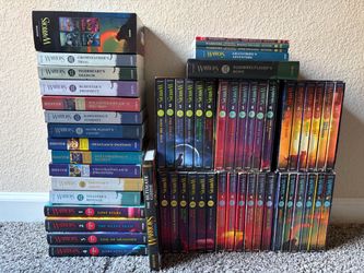 Warriors book collection by Erin Hunter