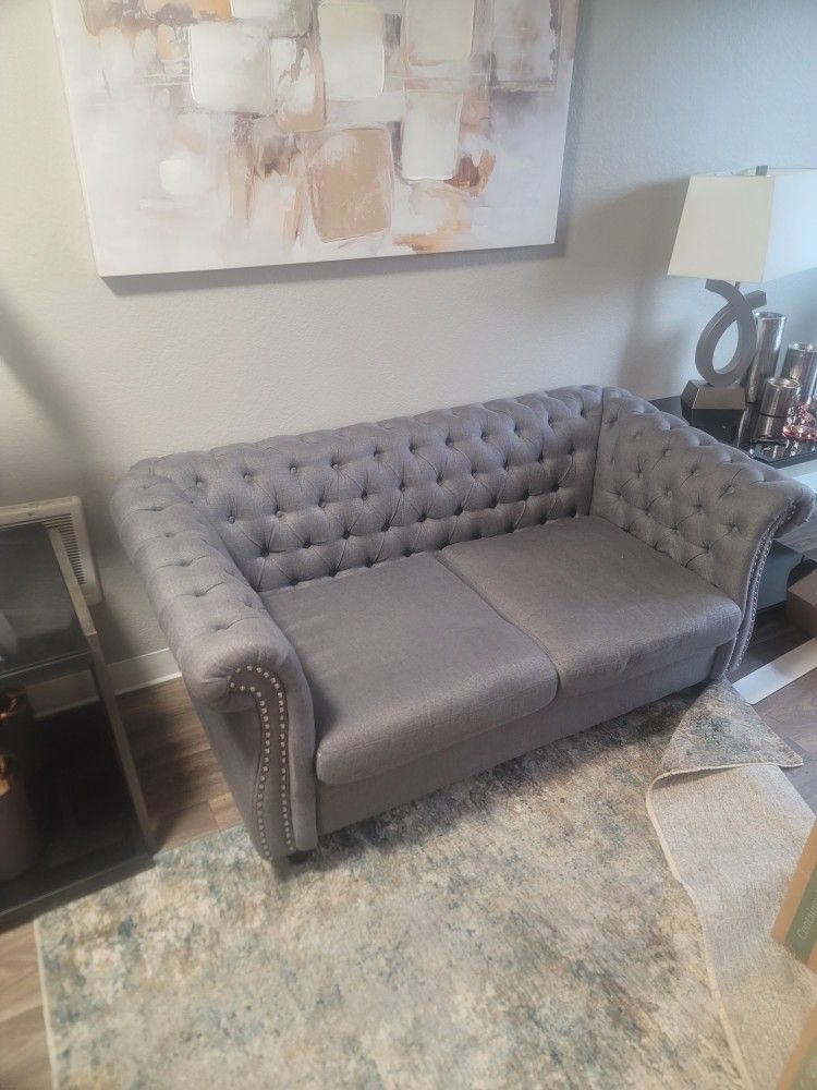 Sofa 275$