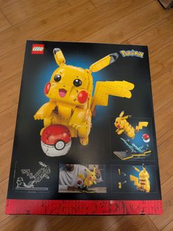 LEGO Pokémon Pikachu and Poké Ball 72152