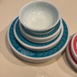 Pyrex Milk Glass Dishes 