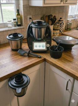 Thermomix TM6 black Edition + extra bowl.