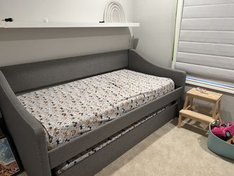 Trundle Bed With Mattress