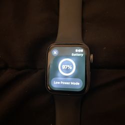 Apple Watch Series 4