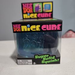 Needoh Nice Cube Regular Size COLOR BLUE