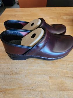 Dansko Professional Cambrio Clogs, Size 43