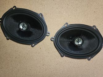FOCAL Access 570 Speakers. 5x7 