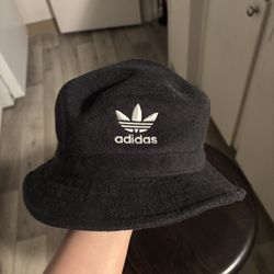 Adidas Bucket Hat