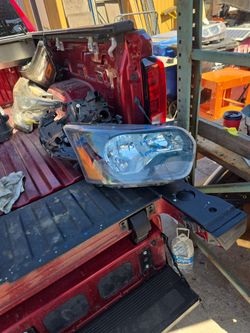 2015-2019 FORD TRANSIT 150 250 350 RH PASSENGER HALOGEN HEADLIGHT OEM