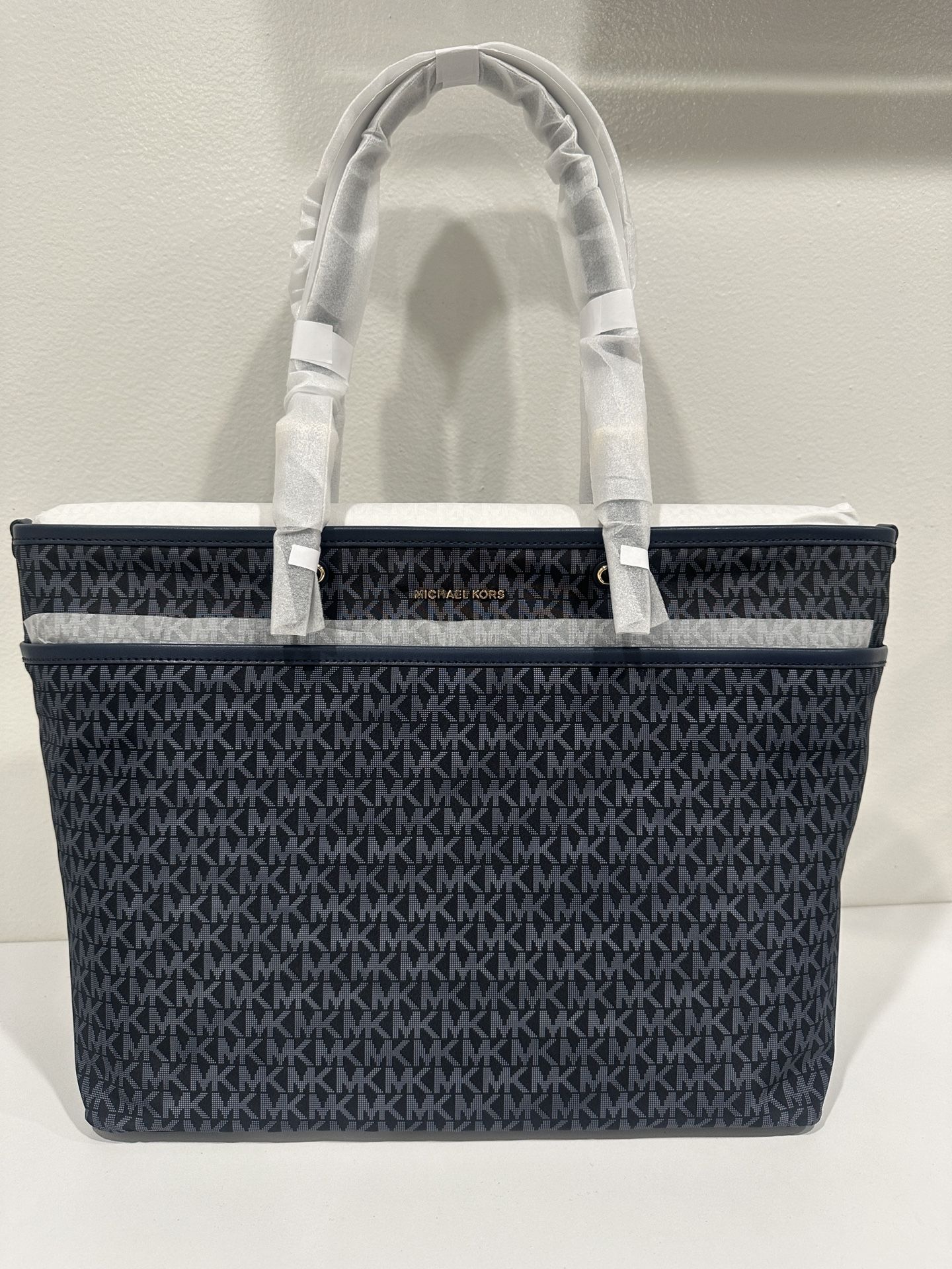 Michael Kors Winston Tote