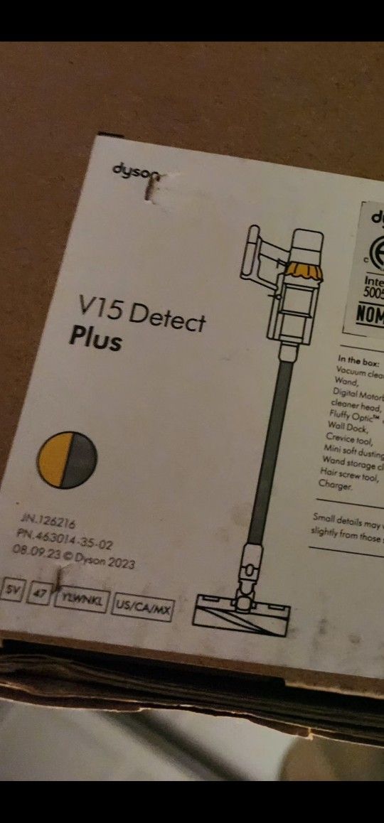 New! Vacuum Dyson V15 Detect Plus